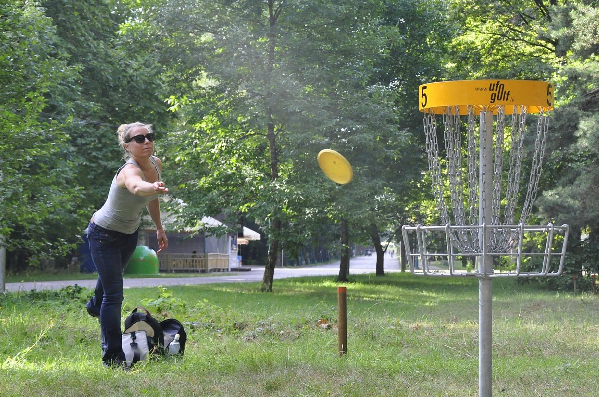 Disc Golf, the Game that is clearing the Country